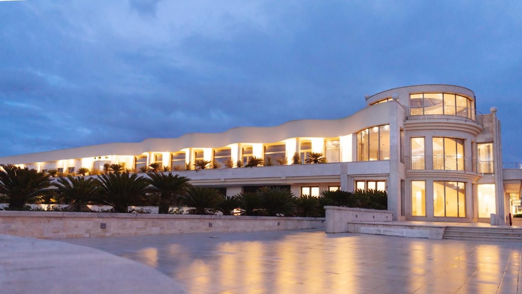 Hotel Donna Crescenza Locorotondo Luaran gambar