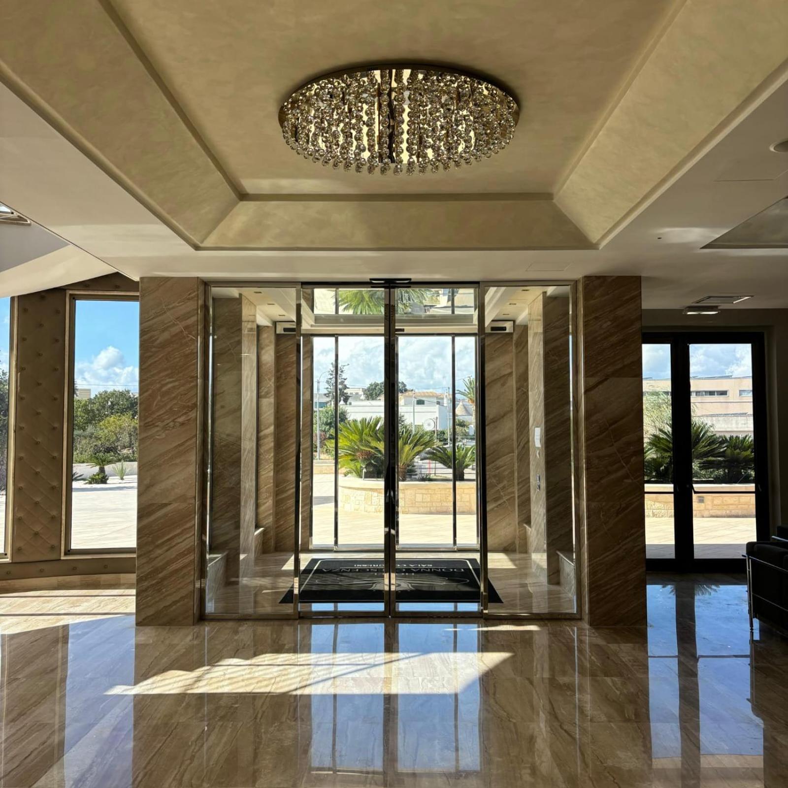 Hotel Donna Crescenza Locorotondo Luaran gambar